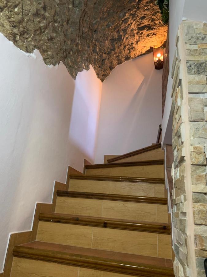 Casa Cueva "Las Calcetas" ξενώνας Setenil De Las Bodegas Εξωτερικό φωτογραφία